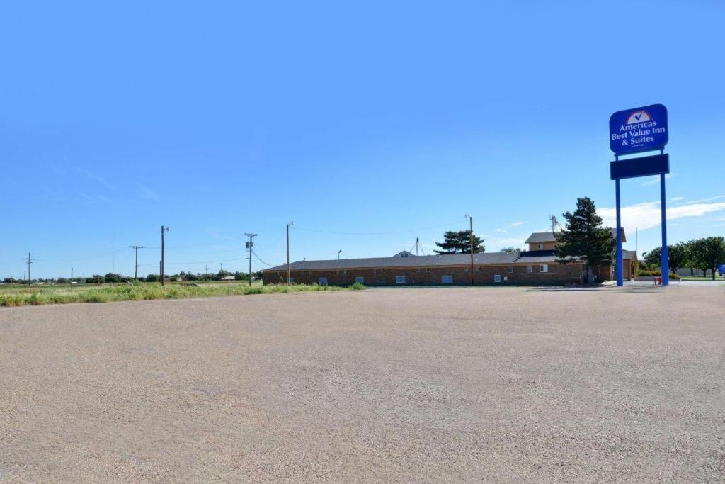 Route 66 Inn & Suites By Oyo Vega Tx Exterior photo